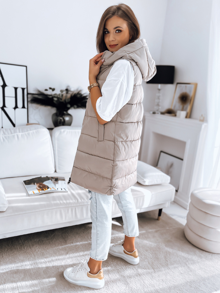 Vesta dama, DStreet Brita