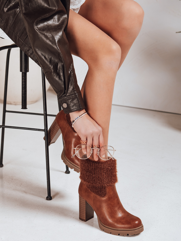 Dámske hnedé čižmy s kožušinou