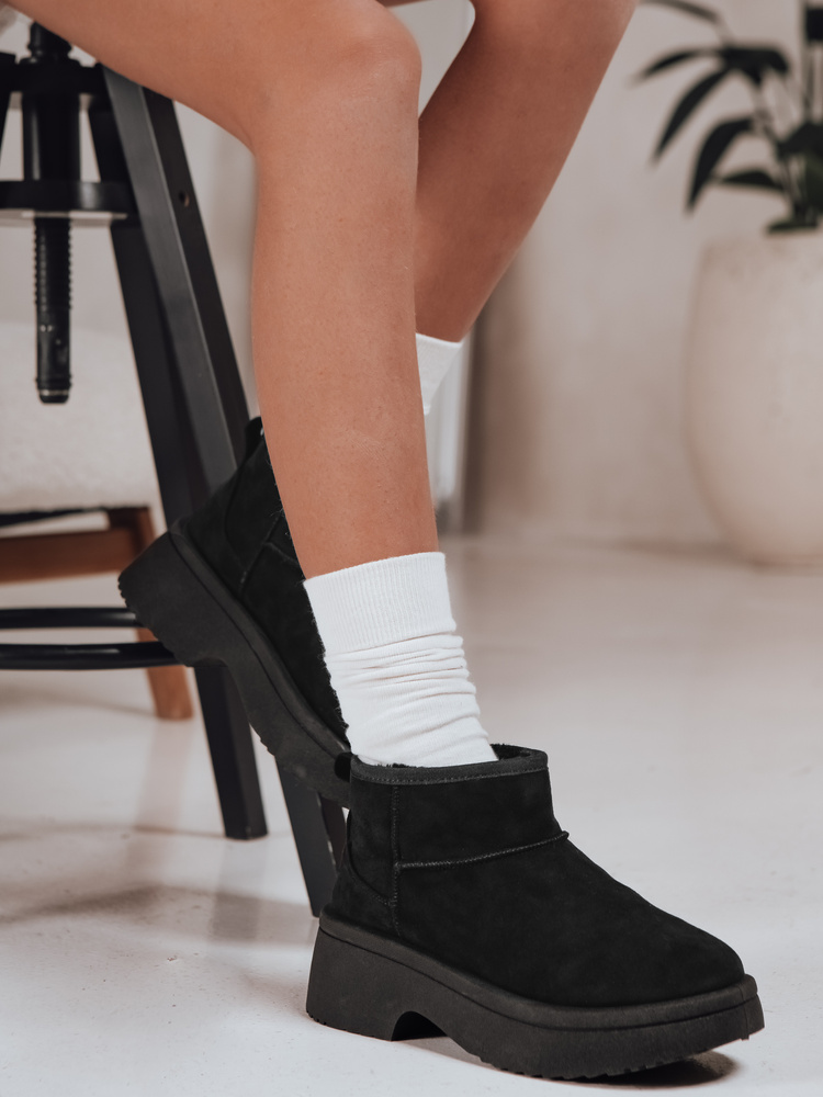 Ghete negre de iarnă la gleznă