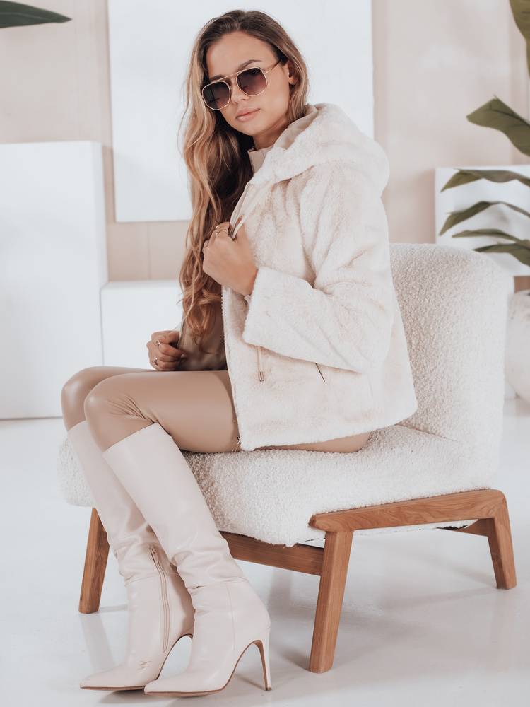 Haină scurtă de blană pentru femei ELMIRIS