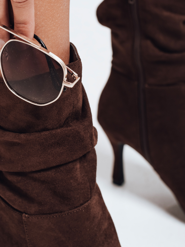 Cizme cu toc din piele întoarsă maro