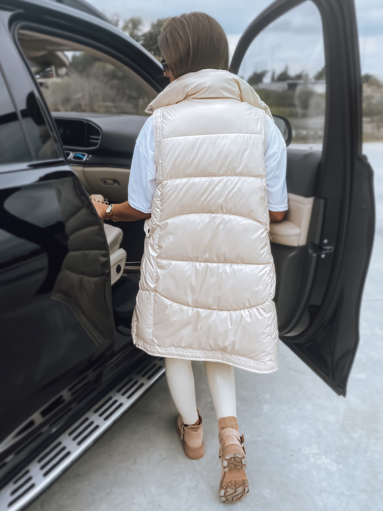 Vesta dama DStreet Mariel