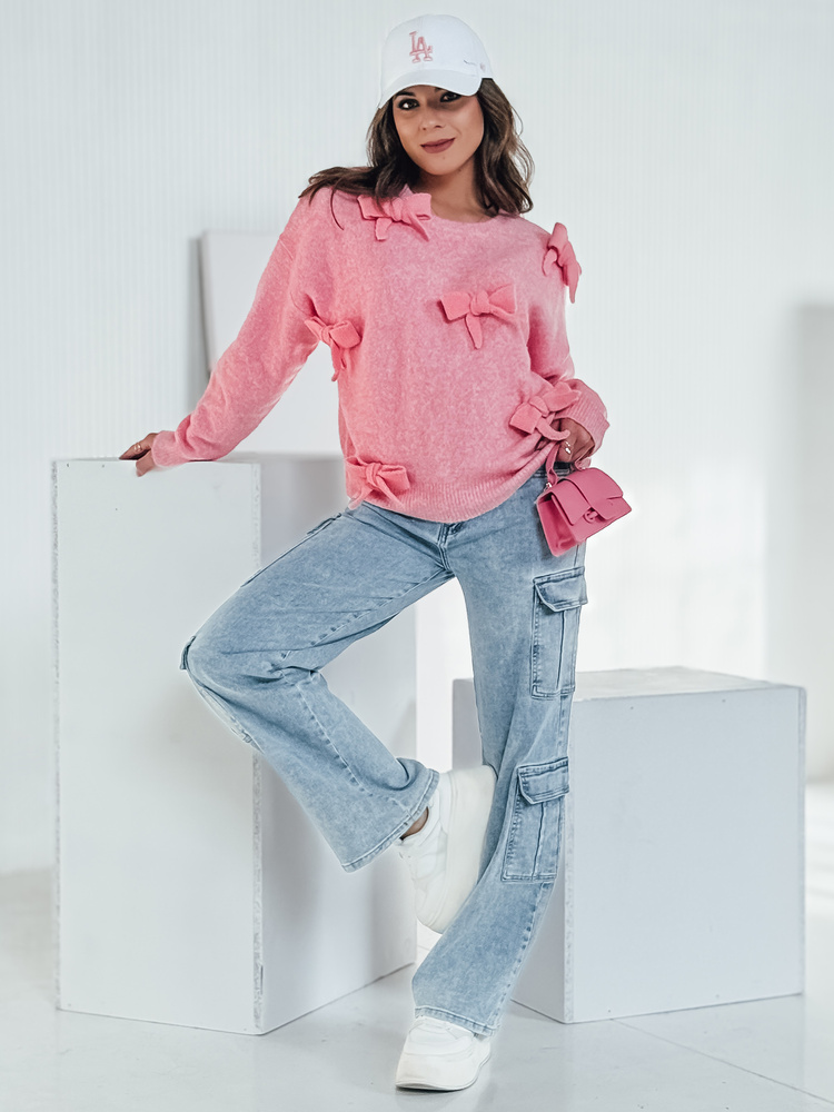 Sweter damski oversize BOWTONE z kokardkami różowy Dstreet