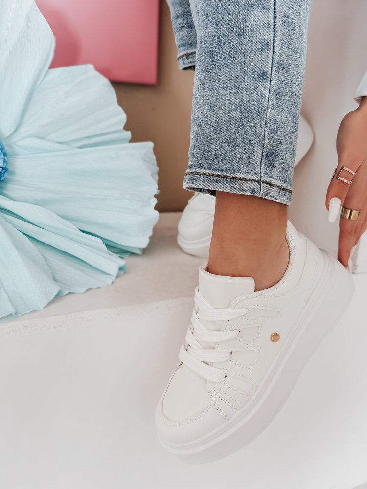 Teniși albi pentru femei pe platforma UPLEFT