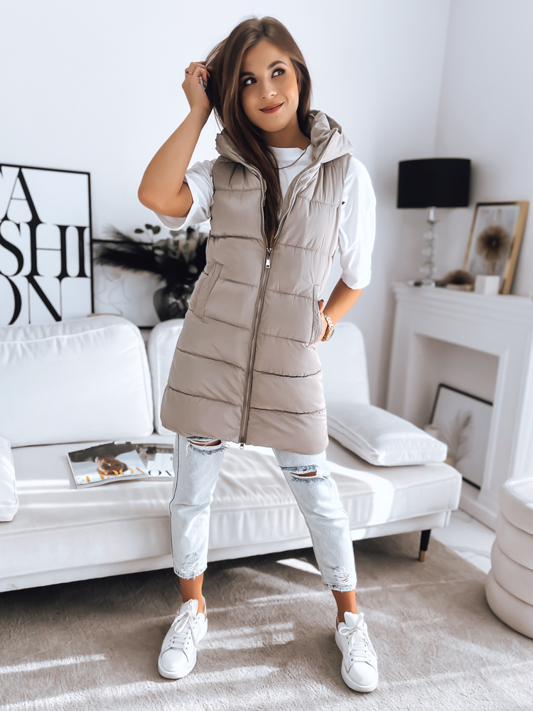 Vesta dama, DStreet Brita