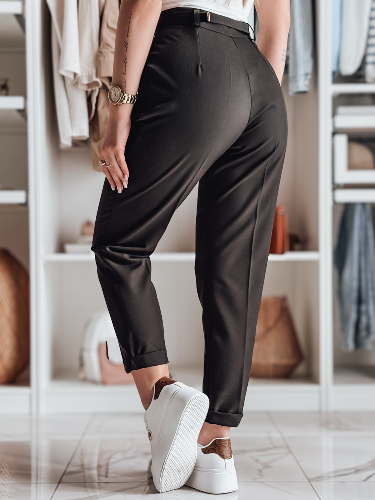 Pantaloni eleganți de damă cu pliuri și curea