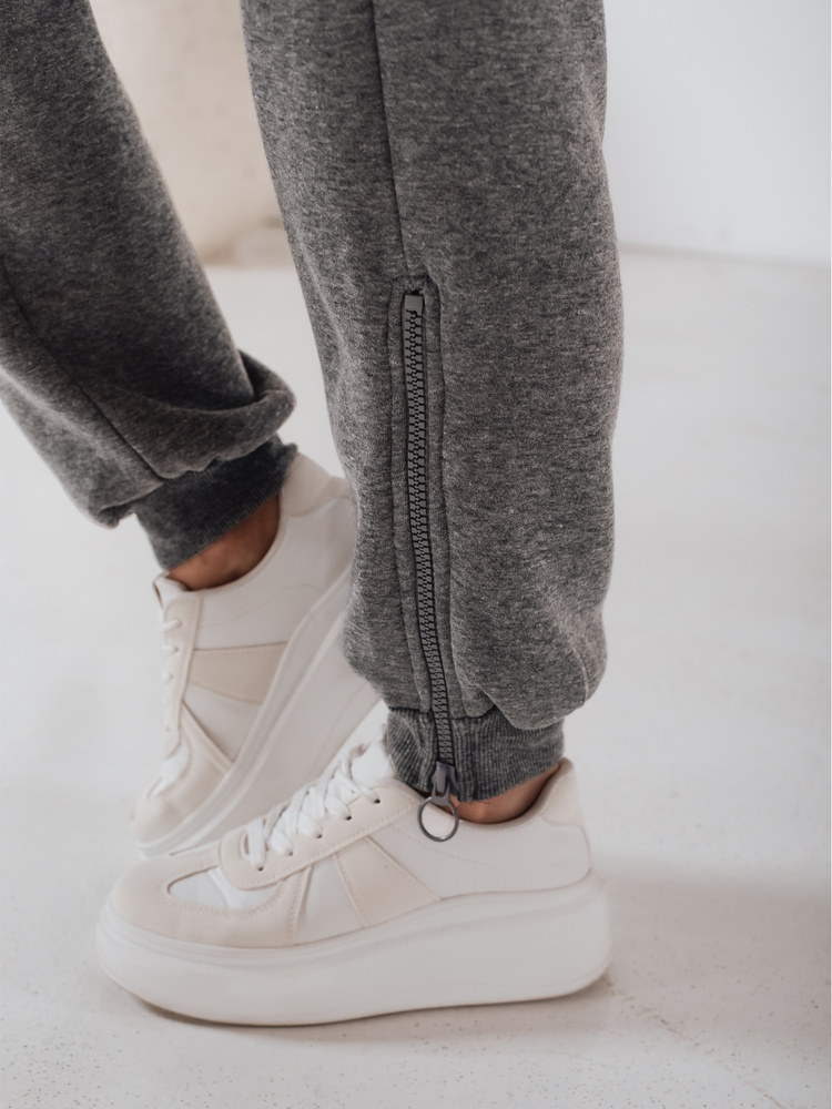 Komplet damski dresowy KEILI ciemnoszary Dstreet