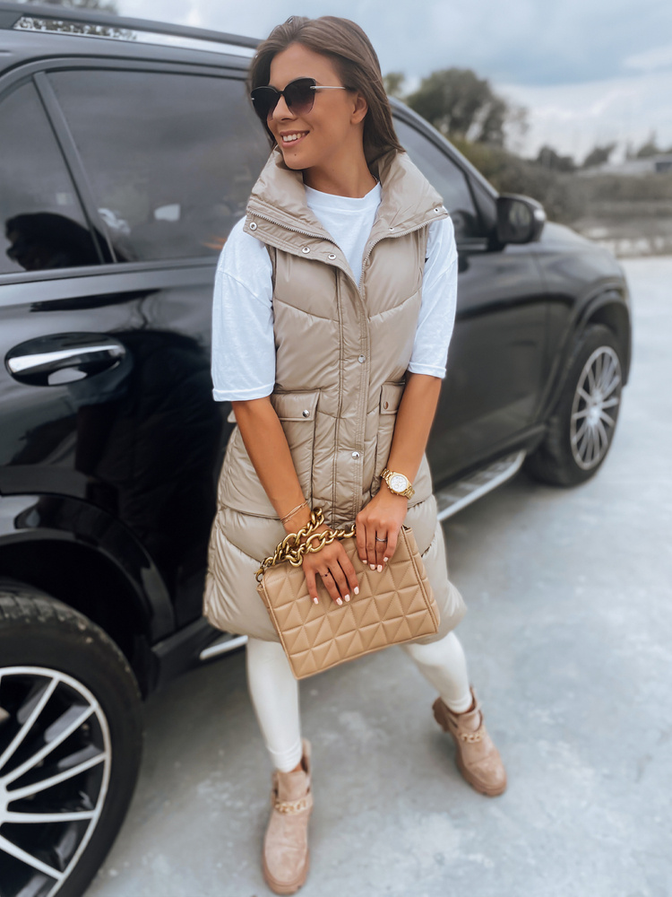 Vesta dama DStreet Mariel