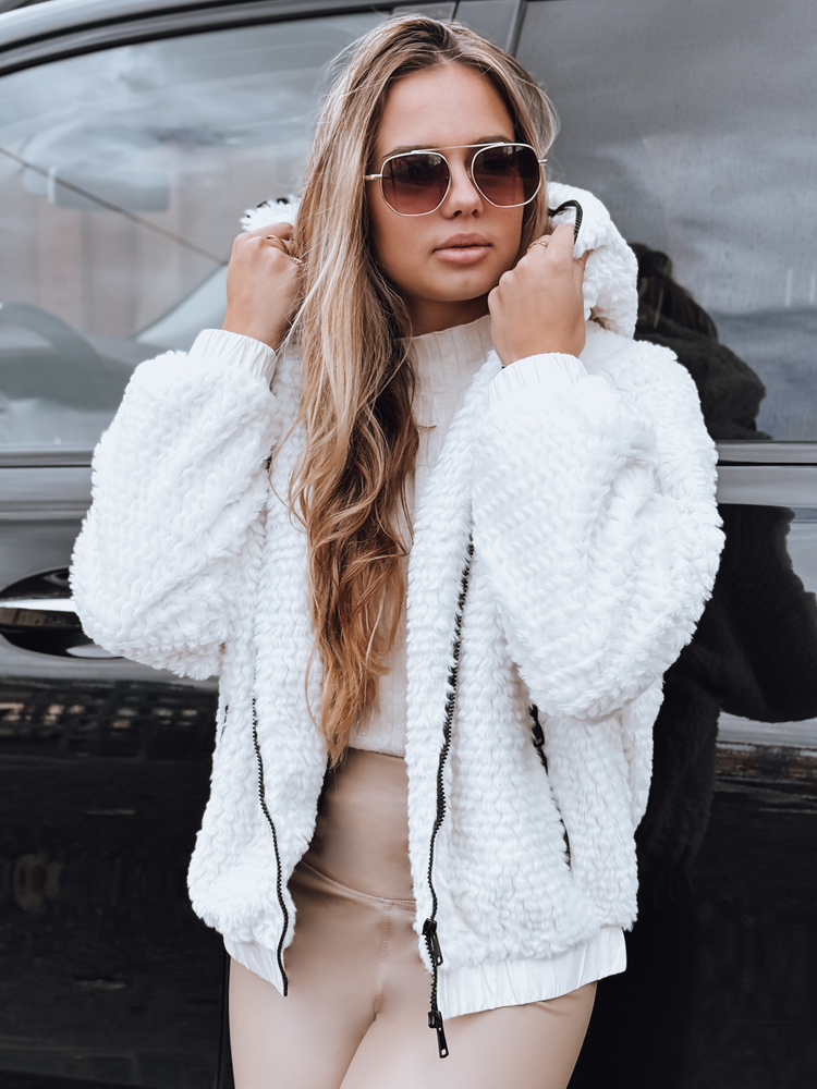 Бял суичър с качулка