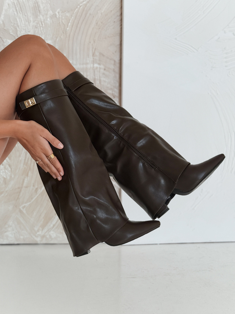 Kozaki z szeroką cholewką brązowe Dstreet