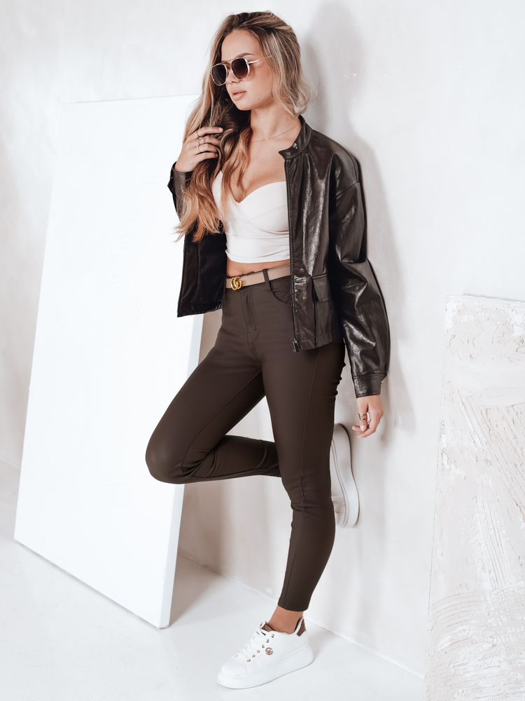 Pantaloni cerați pentru femei, maro