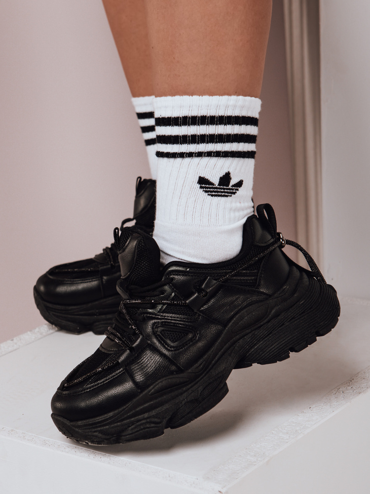 Teniși negri de damă cu talpă groasă