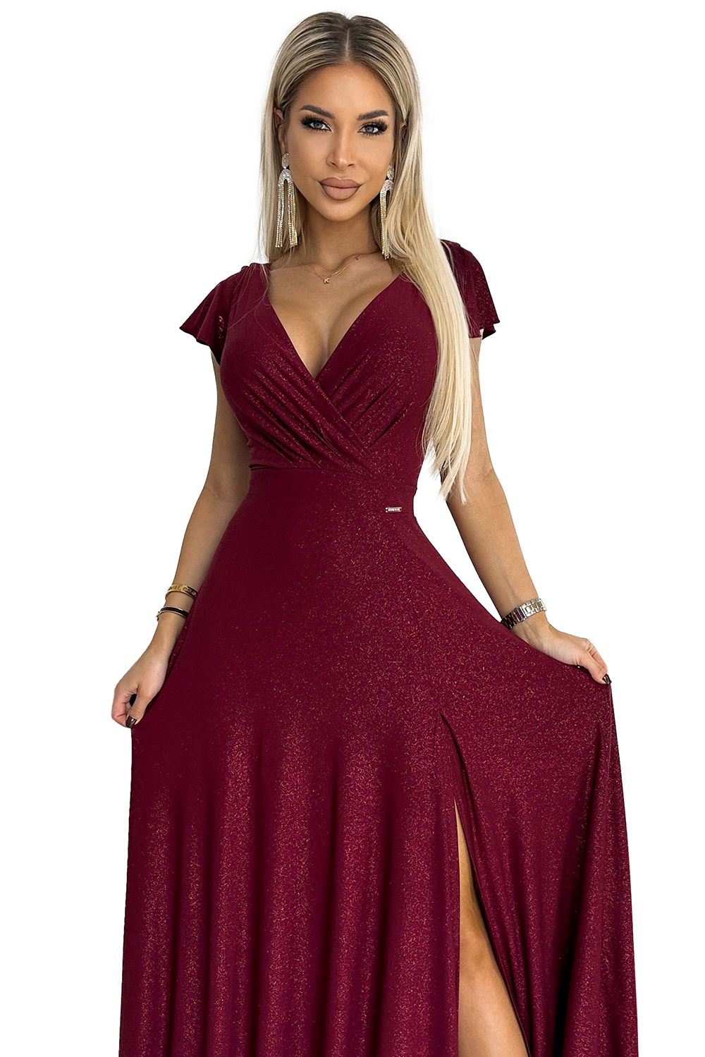 Women's shiny long dress with Numoco neckline