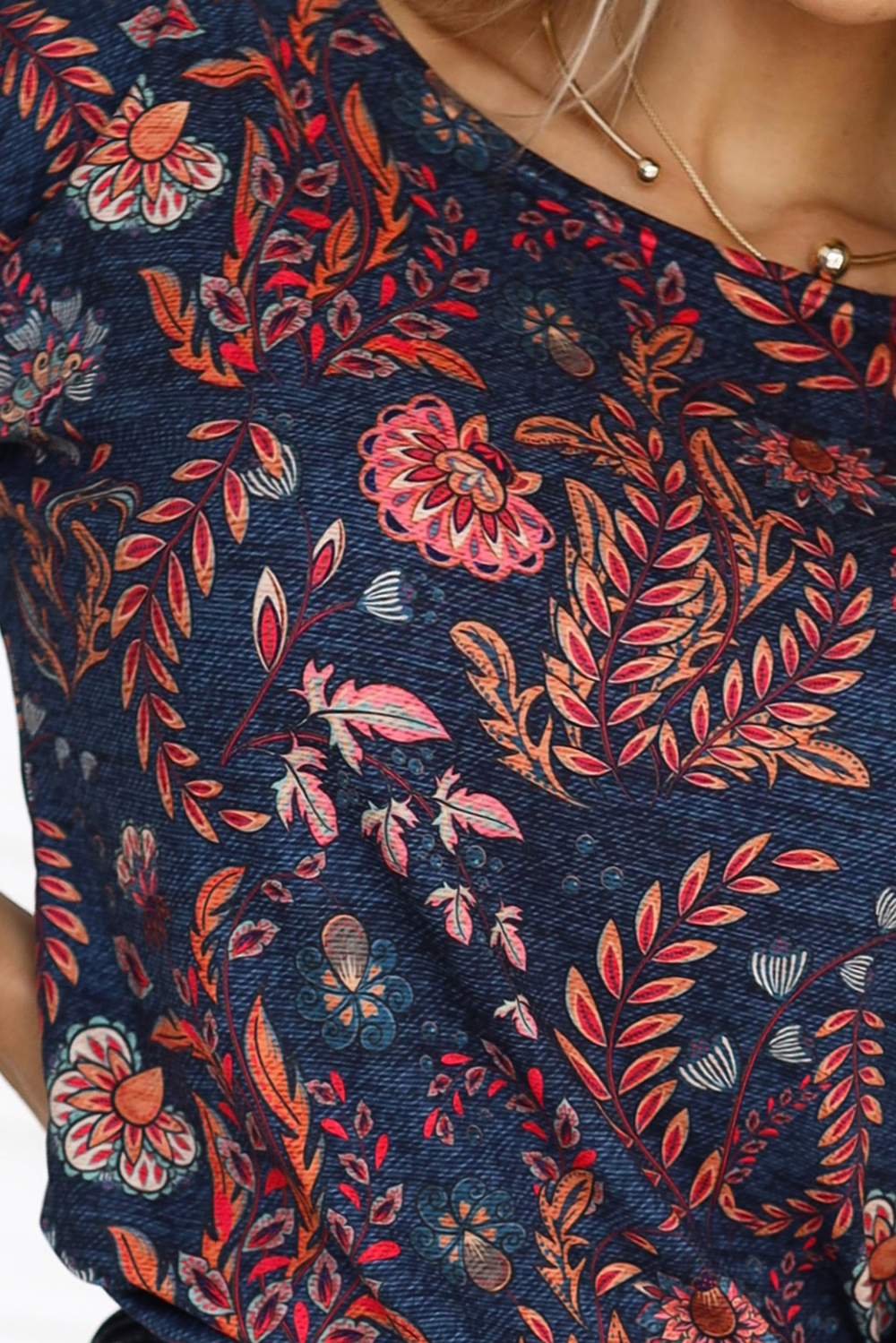 13-163 Sports dress with pockets and tie - LEAVES ON DENIM