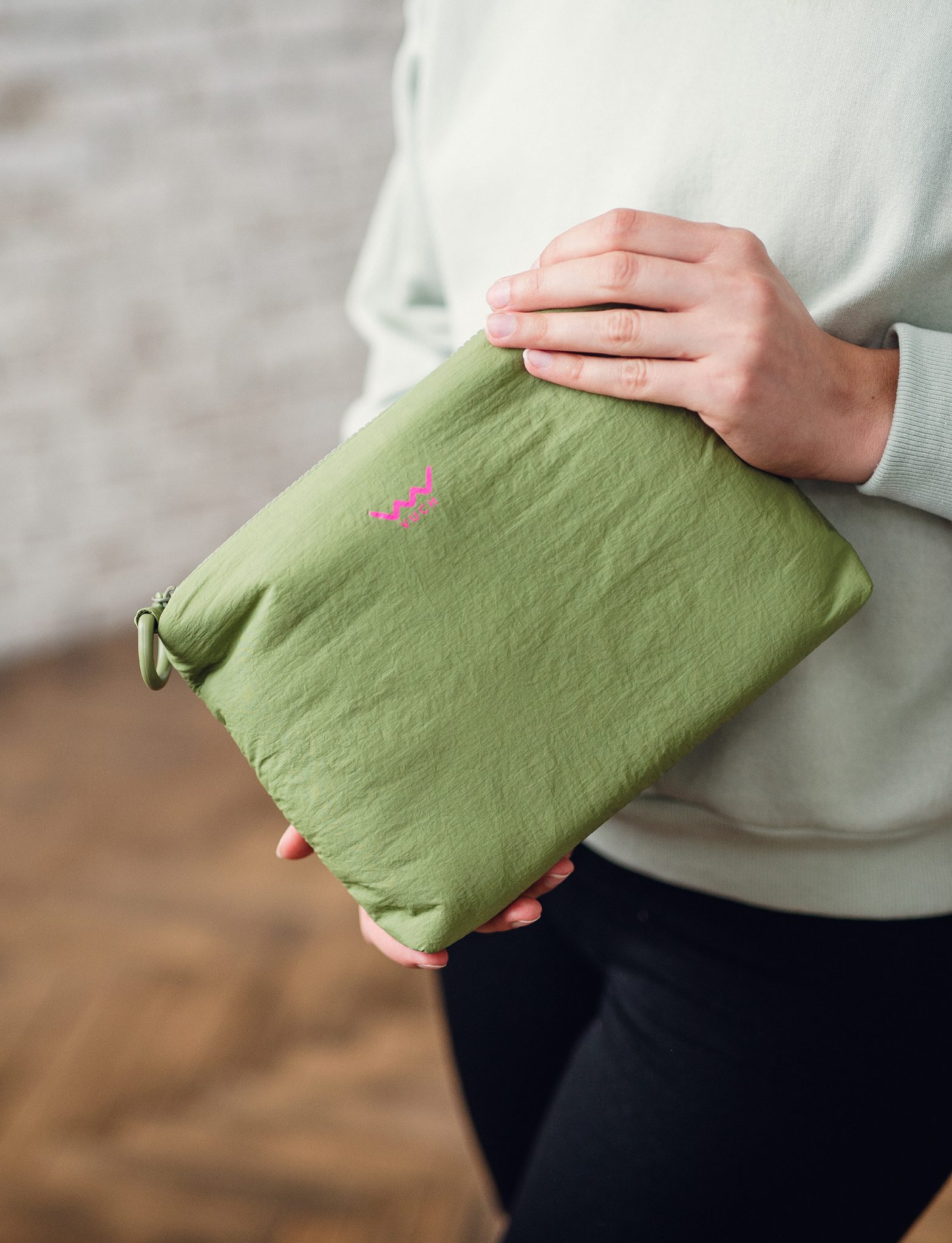 VUCH Gabi Fluffy Olive Handbag