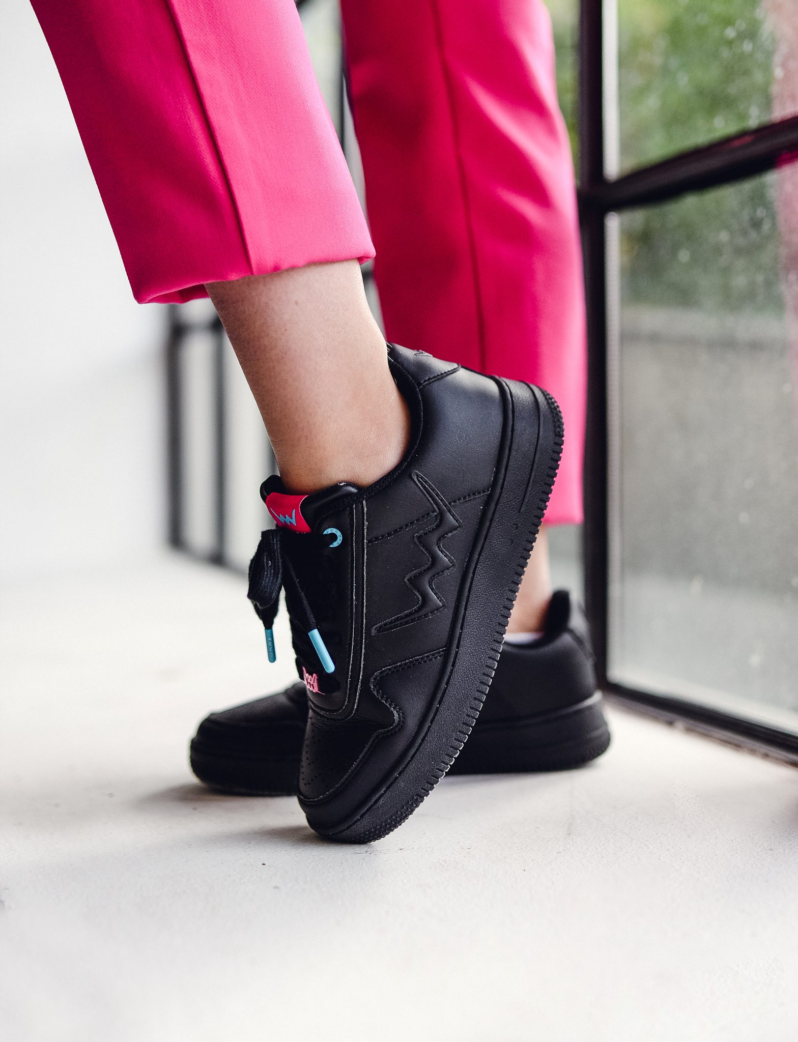 Teniși pentru femei Basic Mara