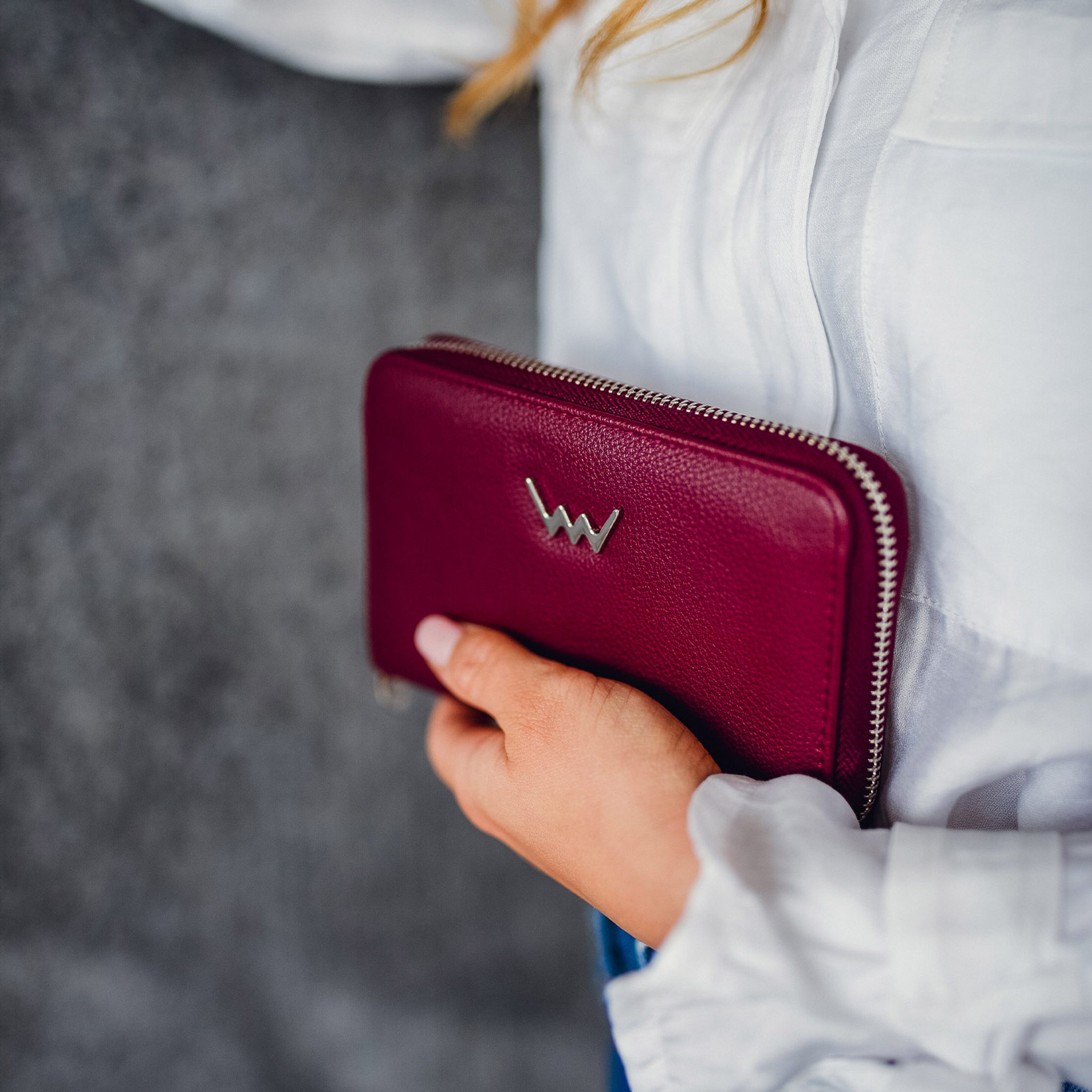 Portofel de damă Magnus Lila