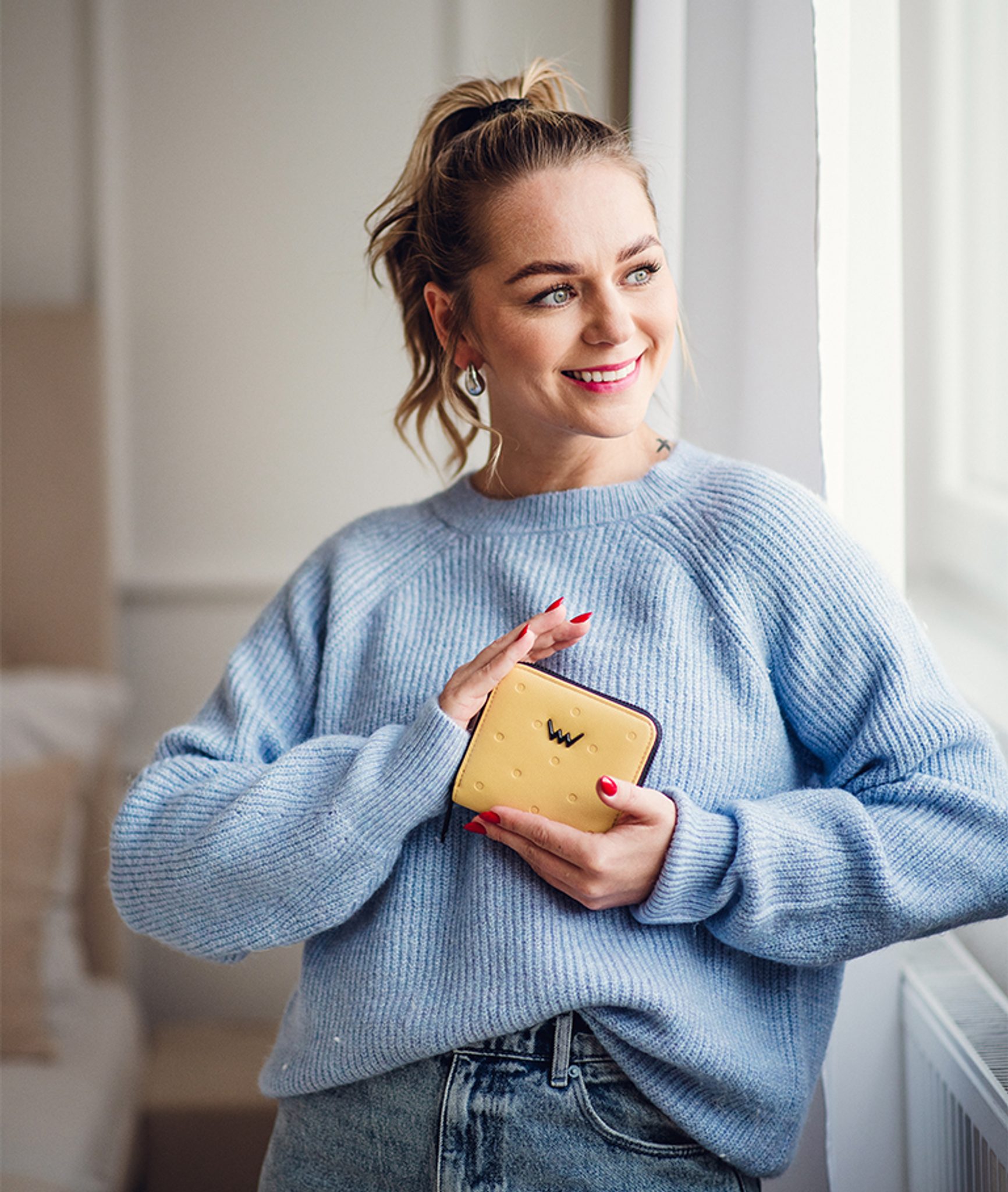 Portofel galben Charis Mini