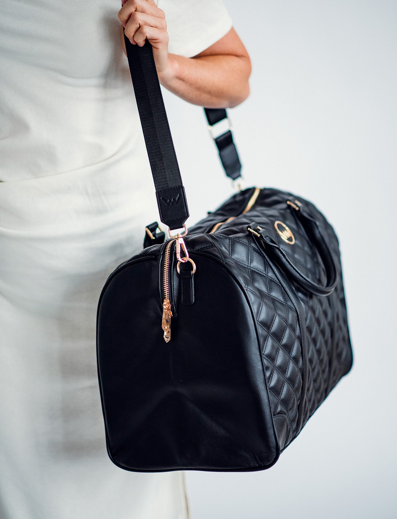 VUCH Shirleen Black Travel Bag