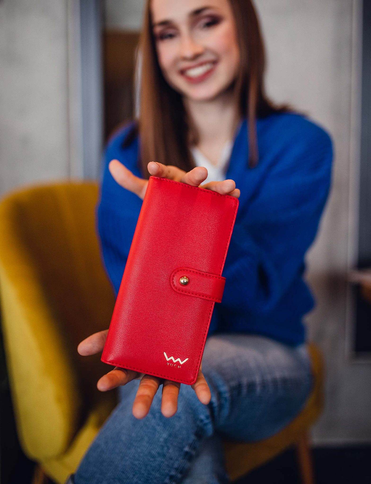 Maeva Red