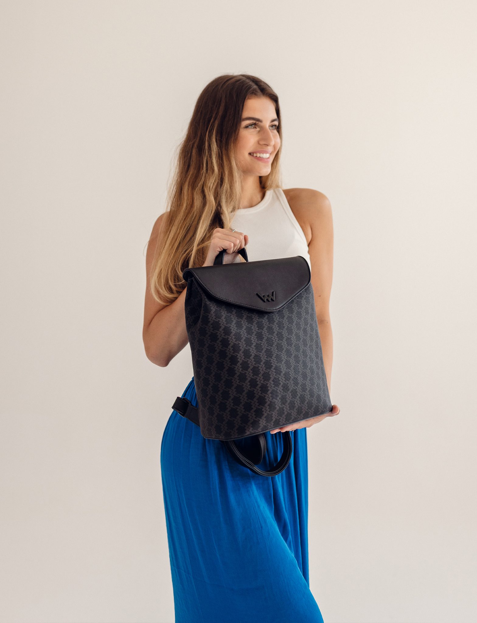 VUCH Linton MN Black city backpack
