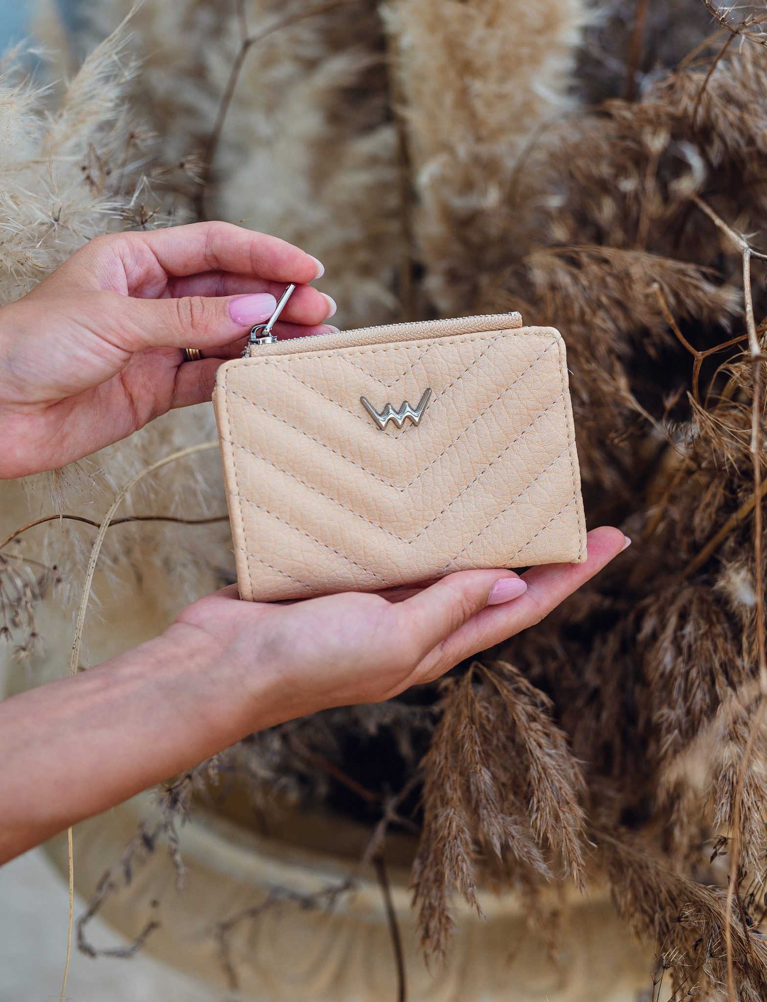 VUCH Asta Beige Wallet