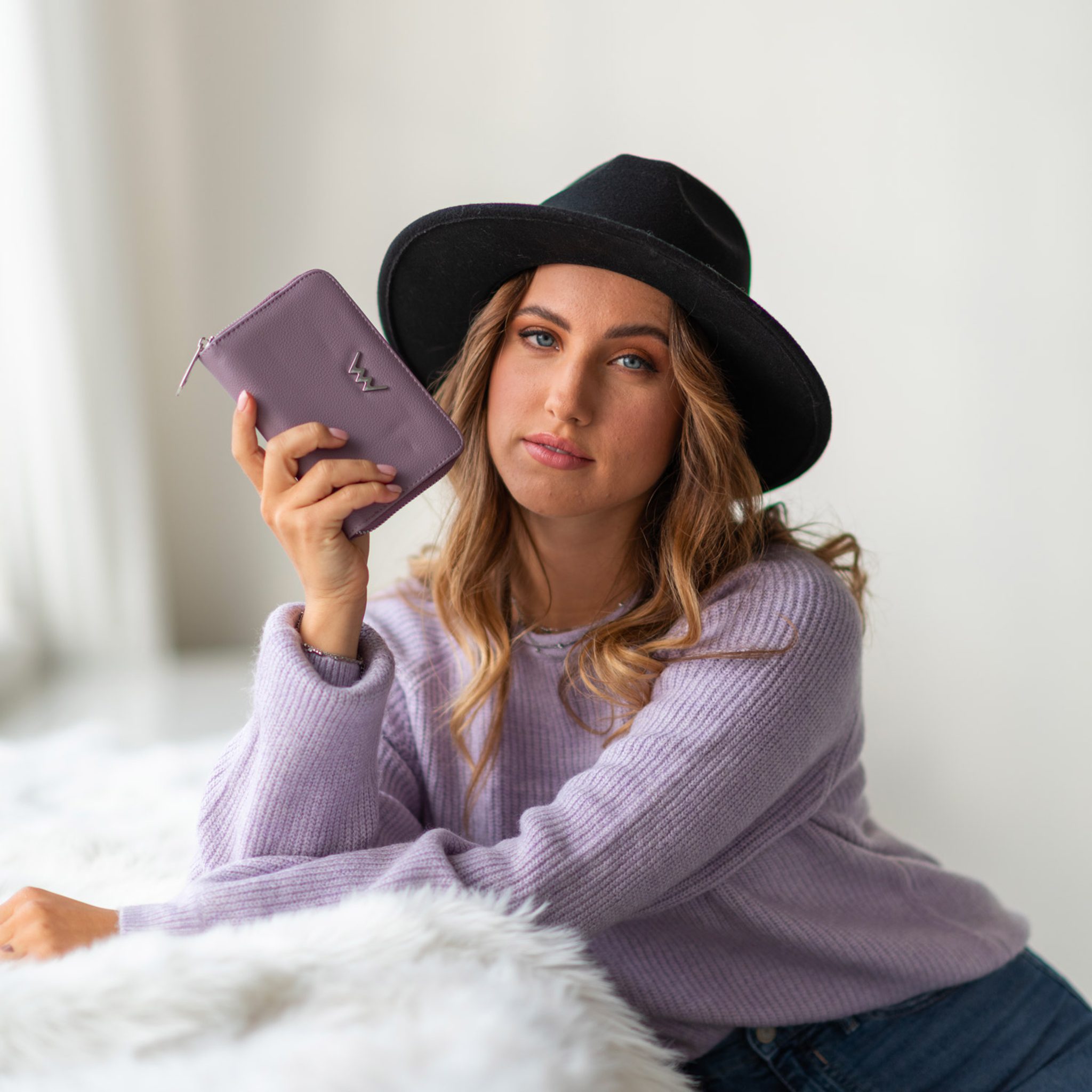 Portofel de damă Magnus Lila