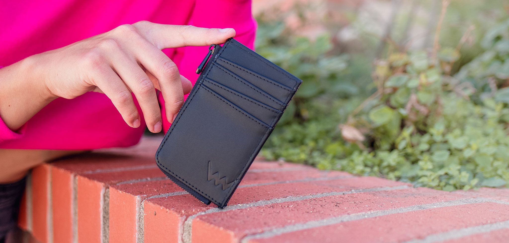 Portofele pentru femei Vuch - negru