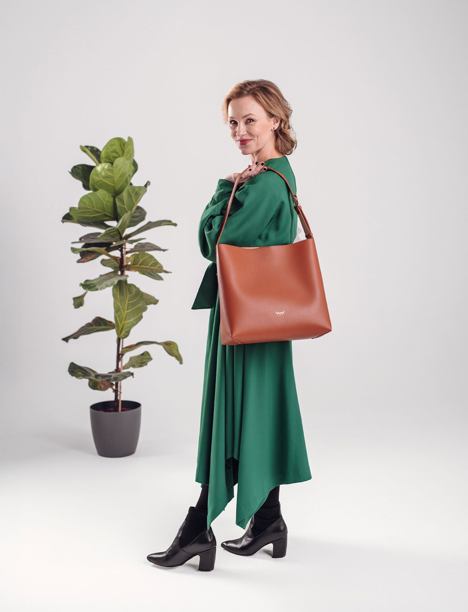 VUCH Justeene Brown Handbag