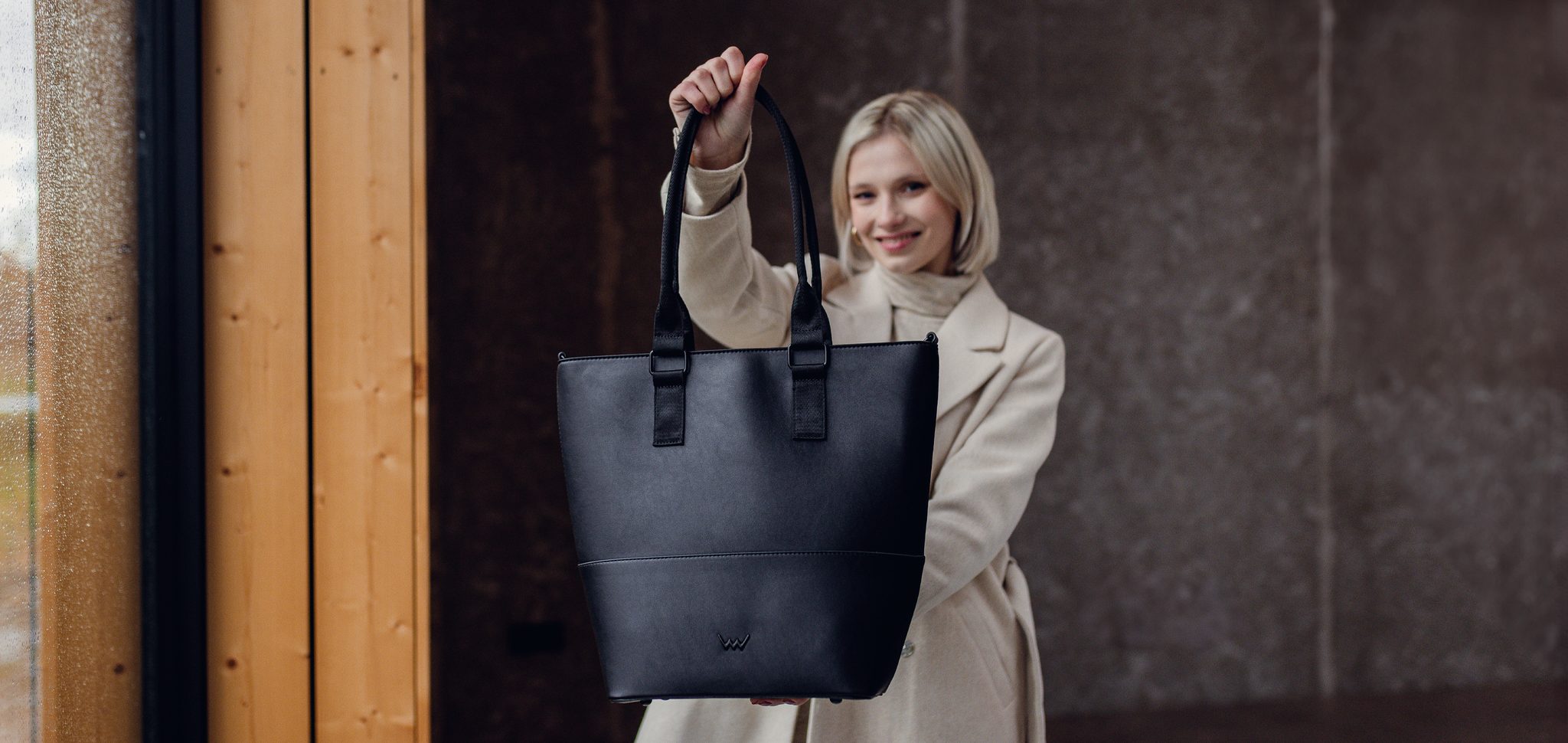 Genti pentru femei Vuch - negru