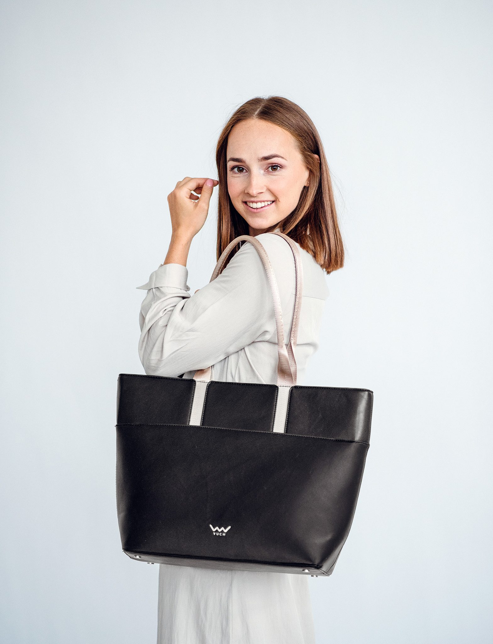 VUCH Wennie Big Black Handbag