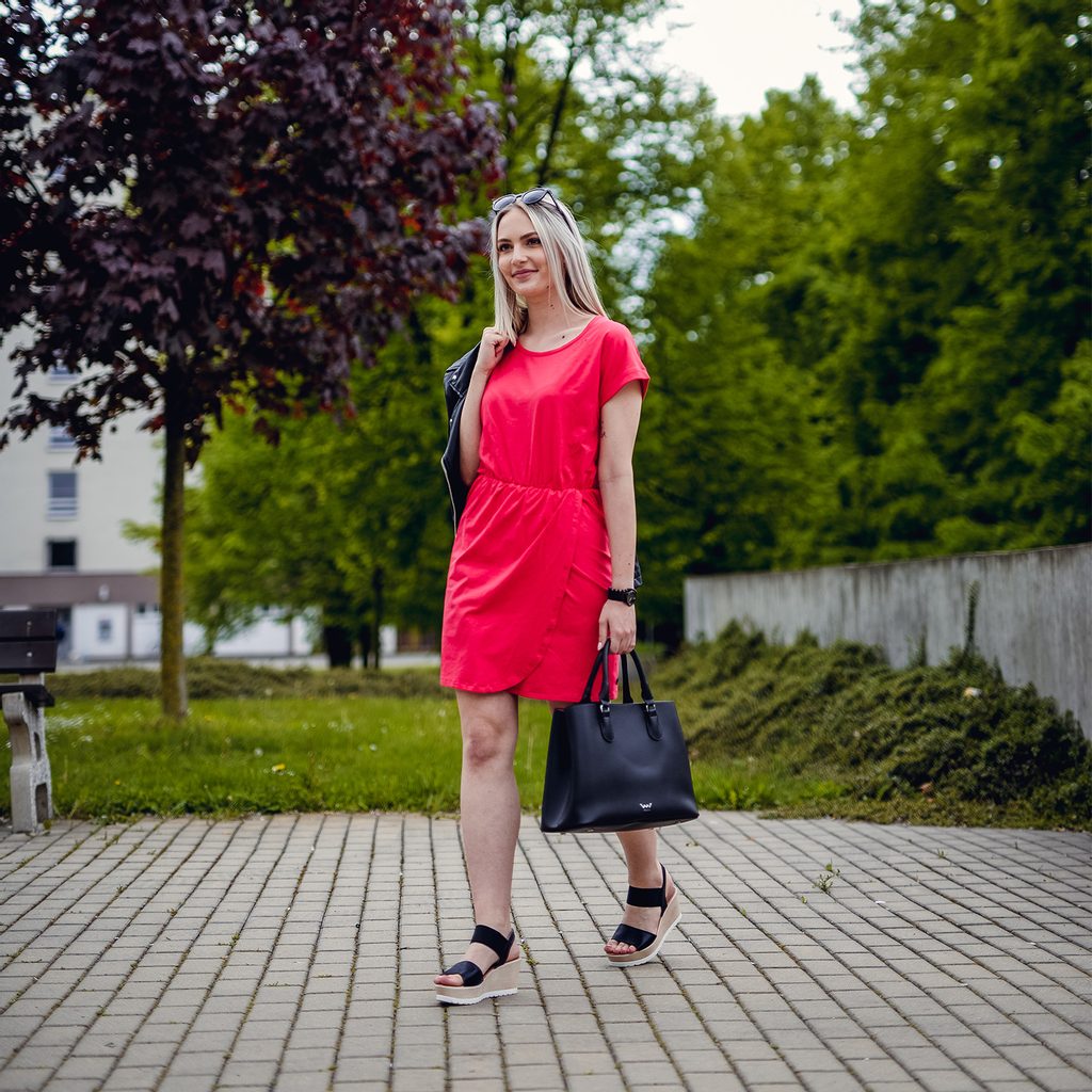 Geaca dama, VUCH Cynthia