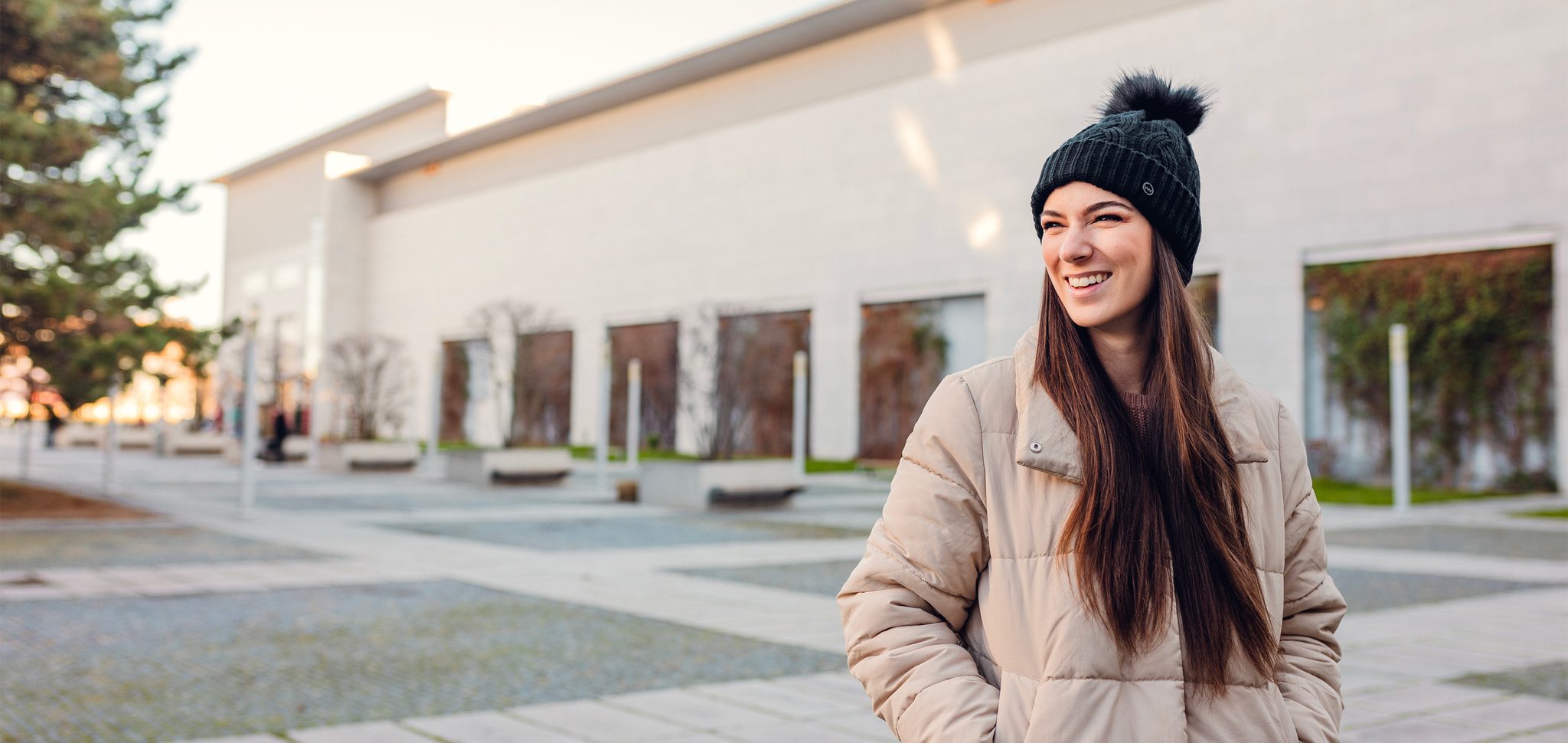 Căciulă neagră tricotată Sheron cu pompom
