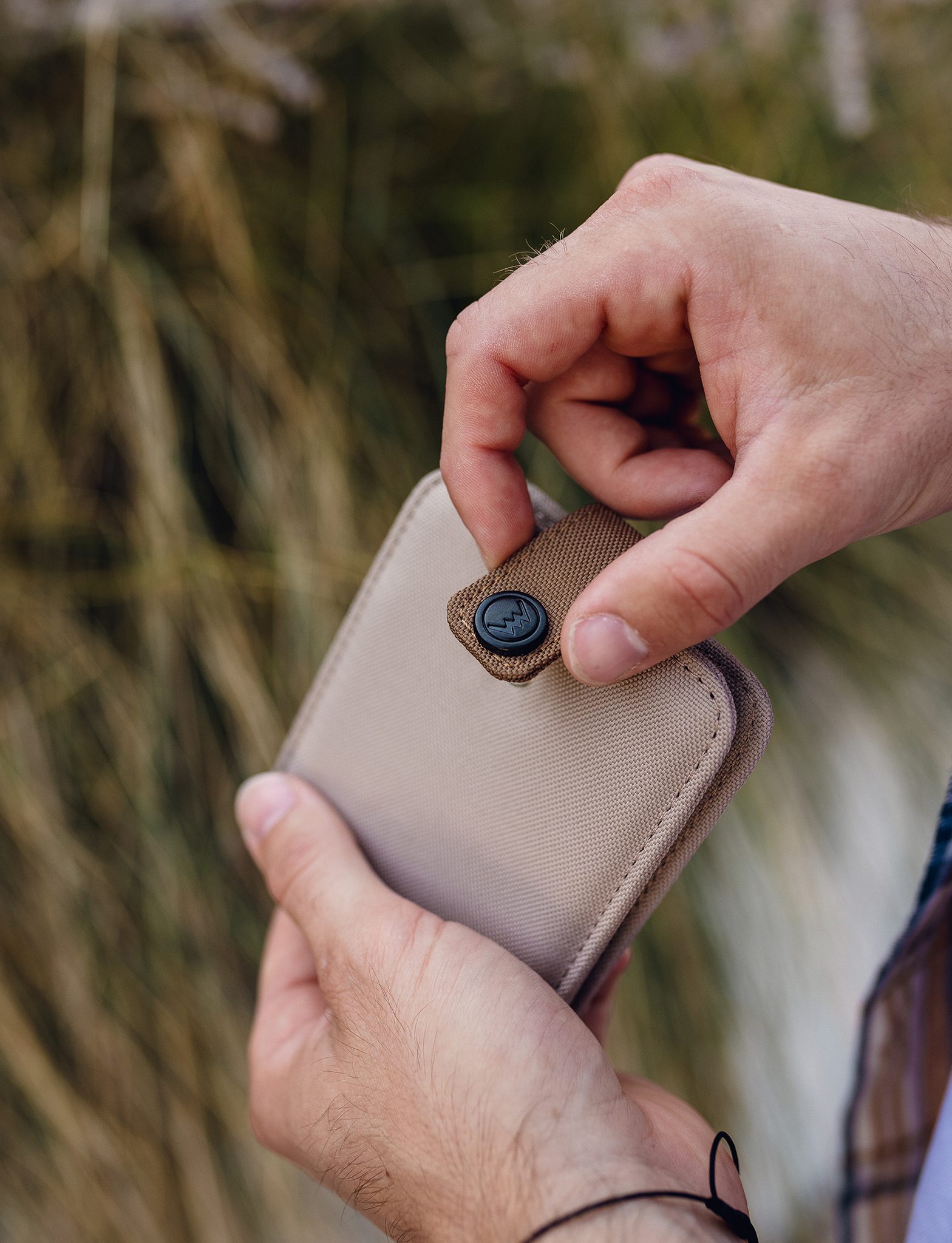 VUCH Neil Dusty Beige Wallet