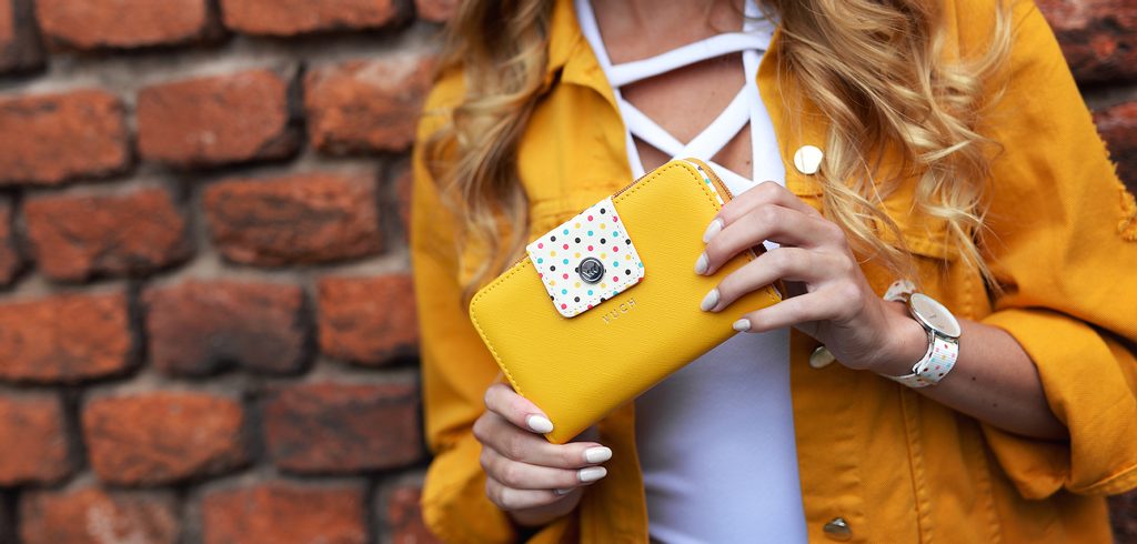 Women&#039;s Wallet VUCH Dots Collection