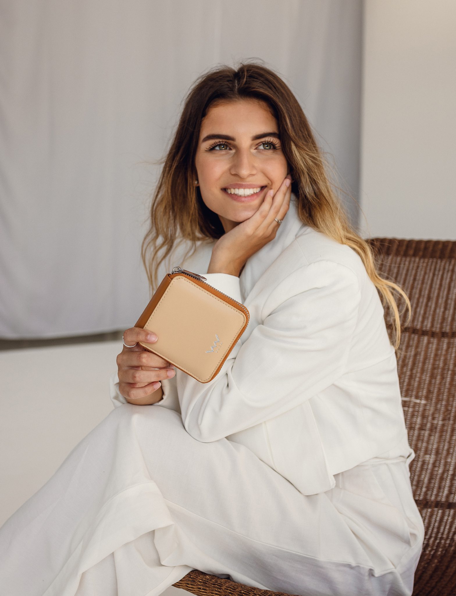 VUCH Majken Simply Creme Wallet