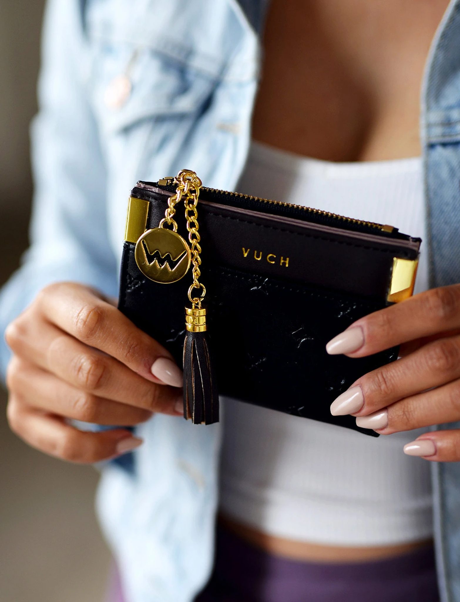 Portofel dama, VUCH Shuri