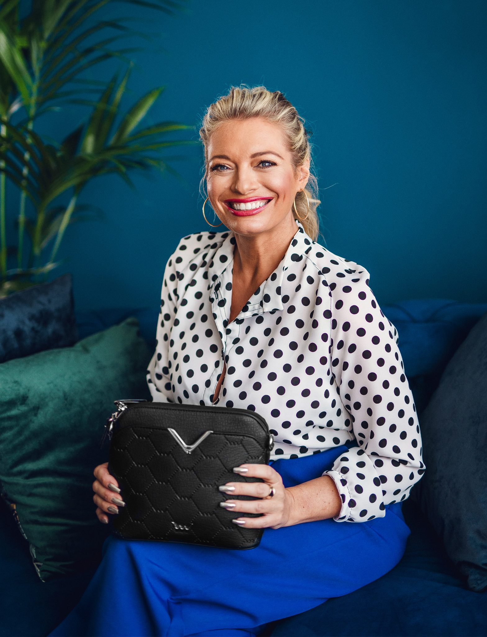 Poseta dama, VUCH Perry