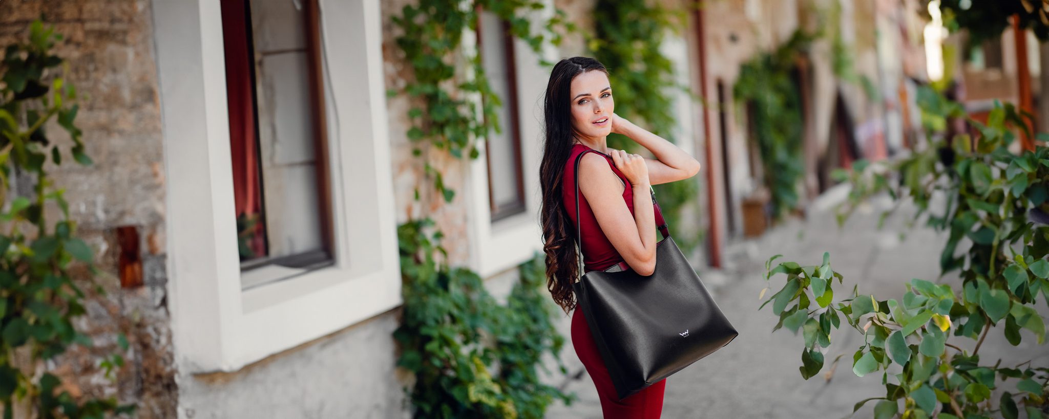 VUCH Justeene Black Handbag