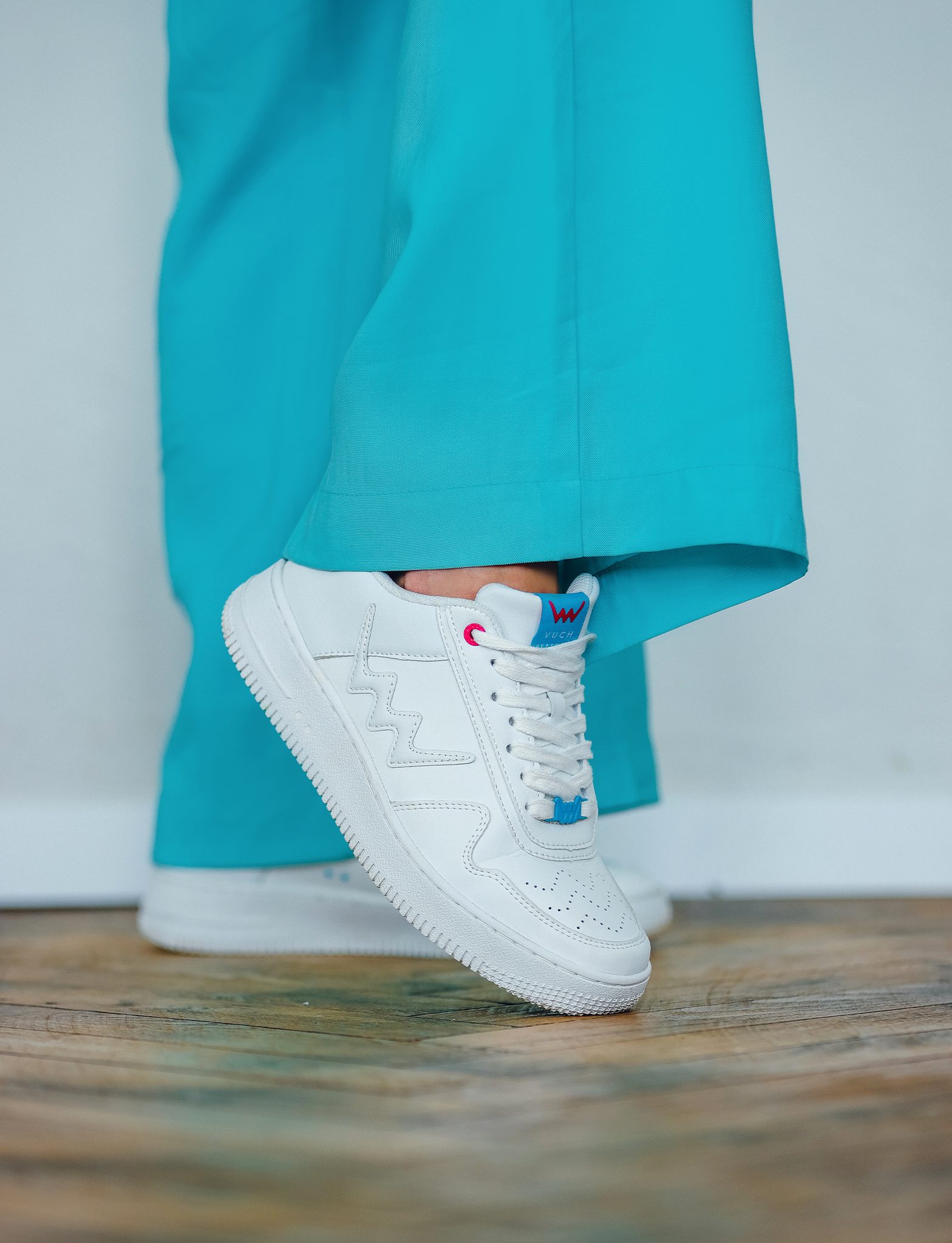 Teniși Aisa Basic albi