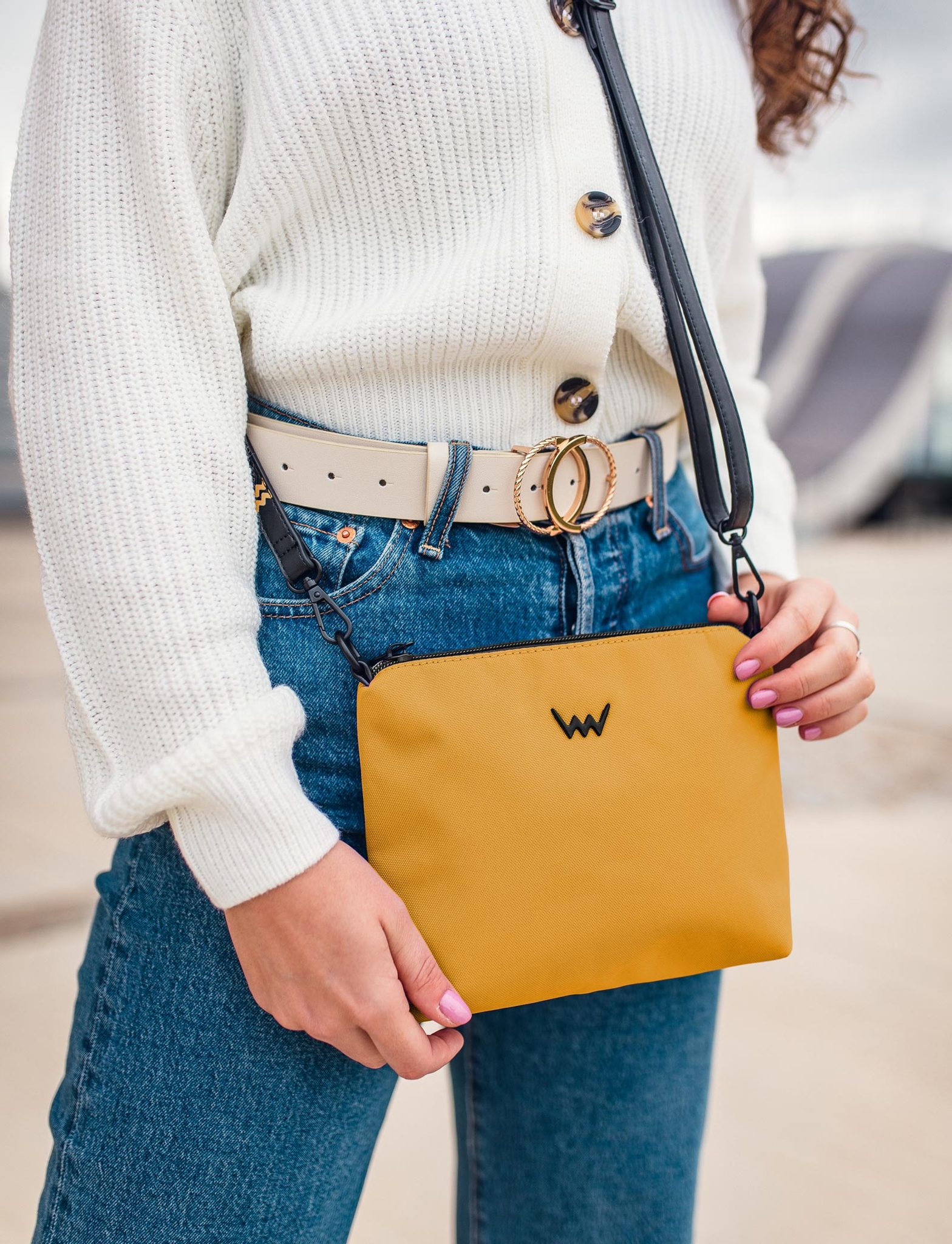 Nuria Yellow