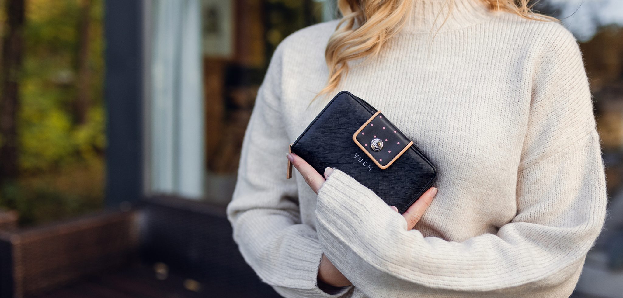 Portofele pentru femei Vuch - negru