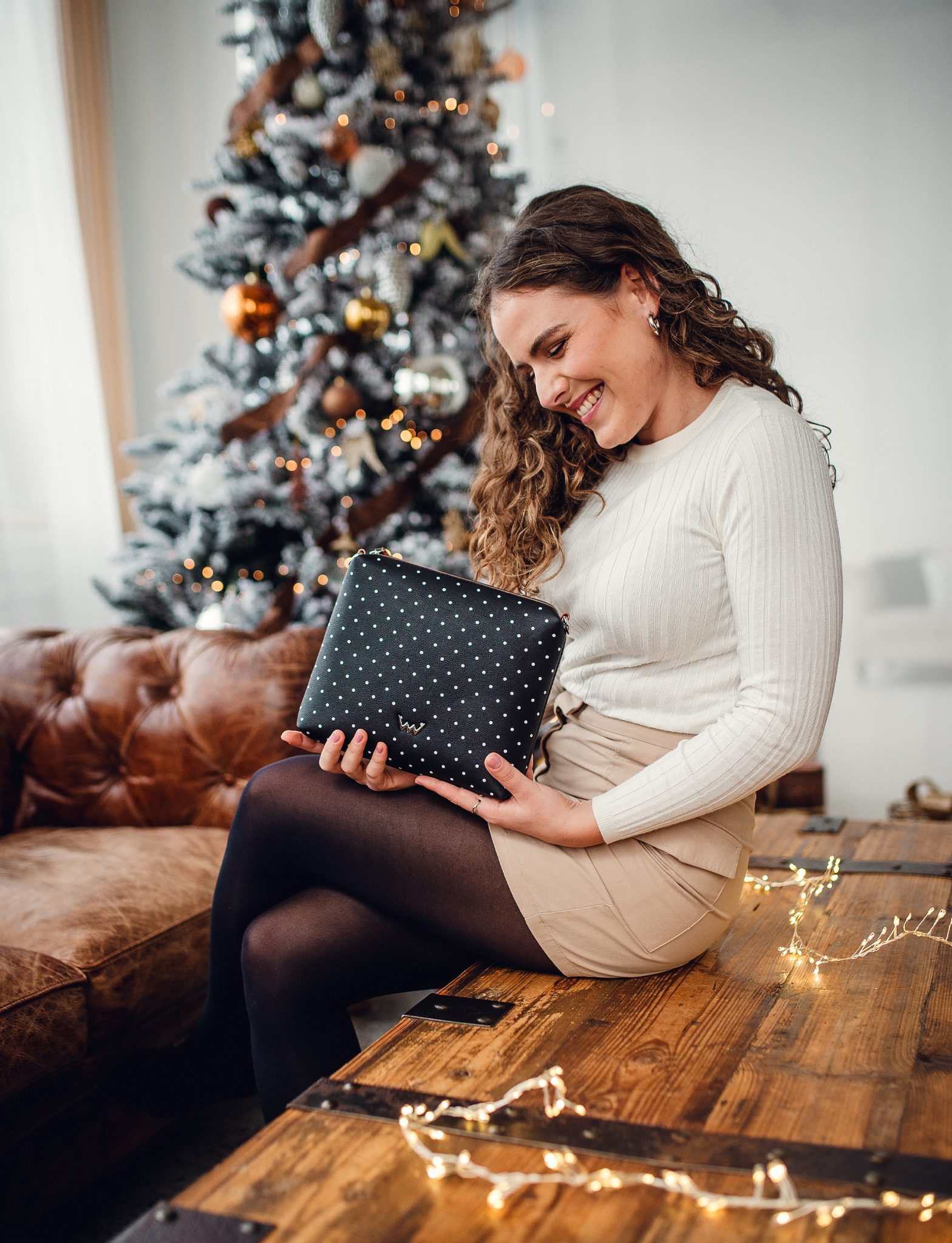 Coalie Dotty Black
