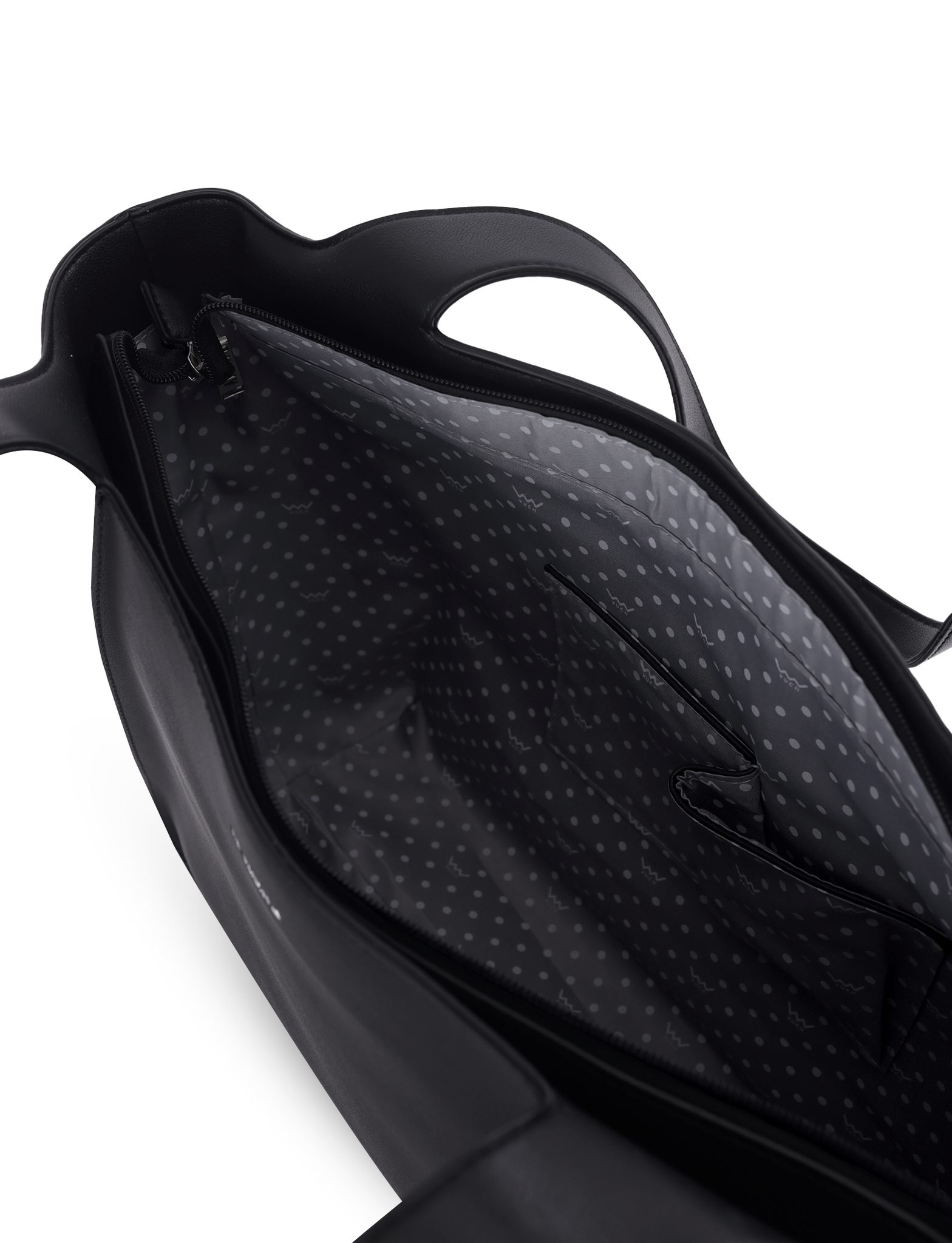 Calyste Black