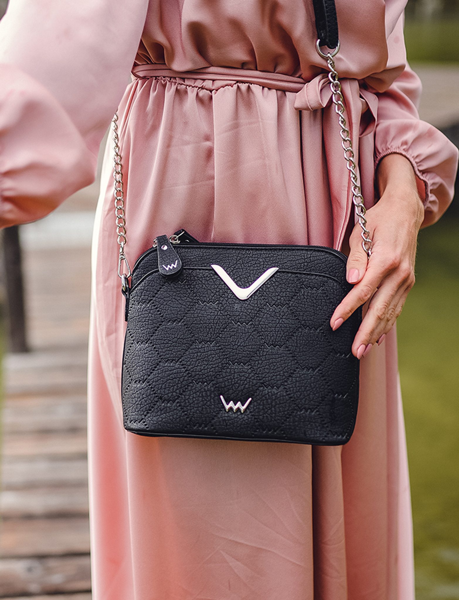 Poseta dama, VUCH Perry