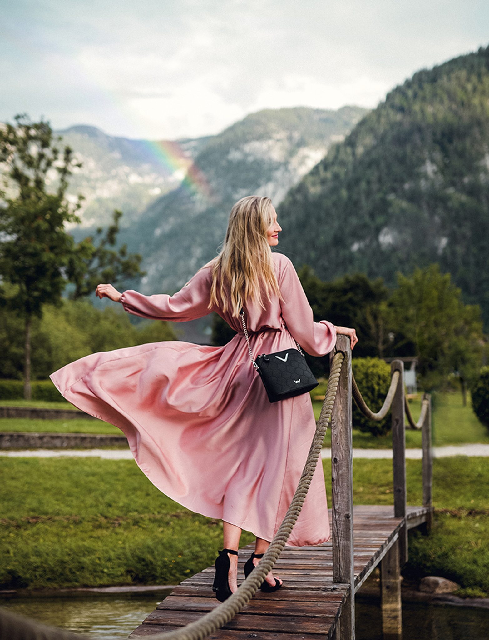 Poseta dama, VUCH Perry