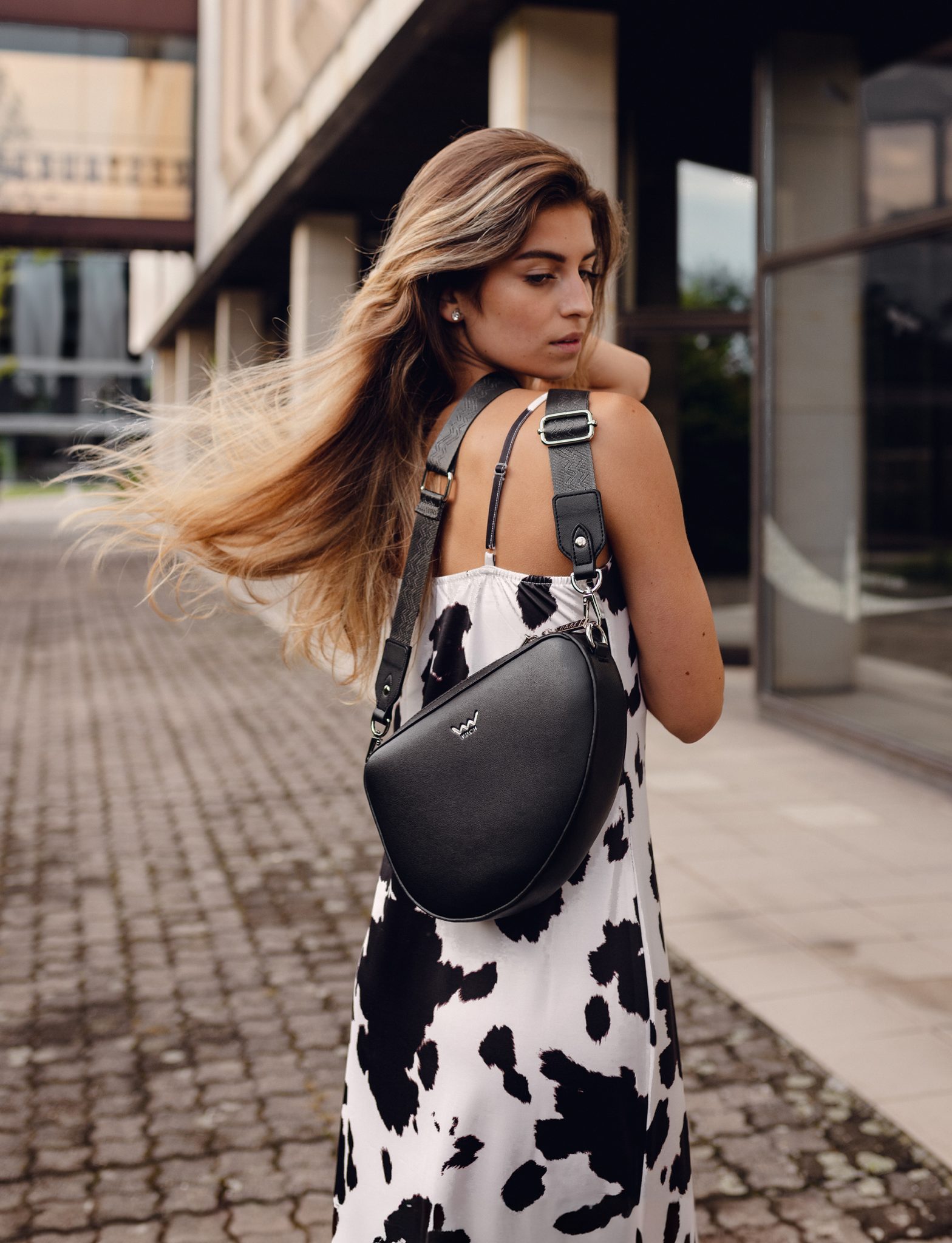 VUCH Larrel Black Handbag
