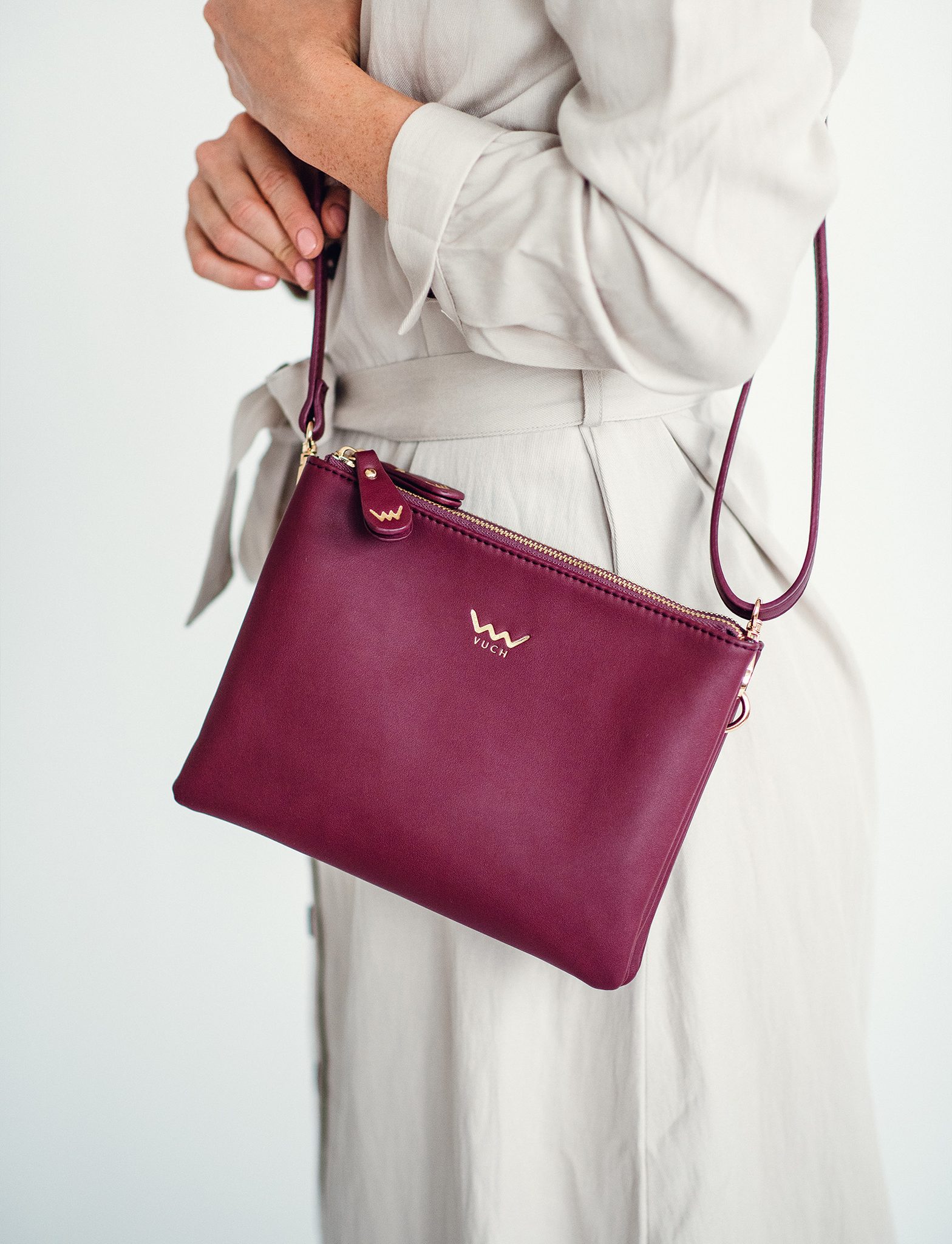 VUCH Anna Wine handbag