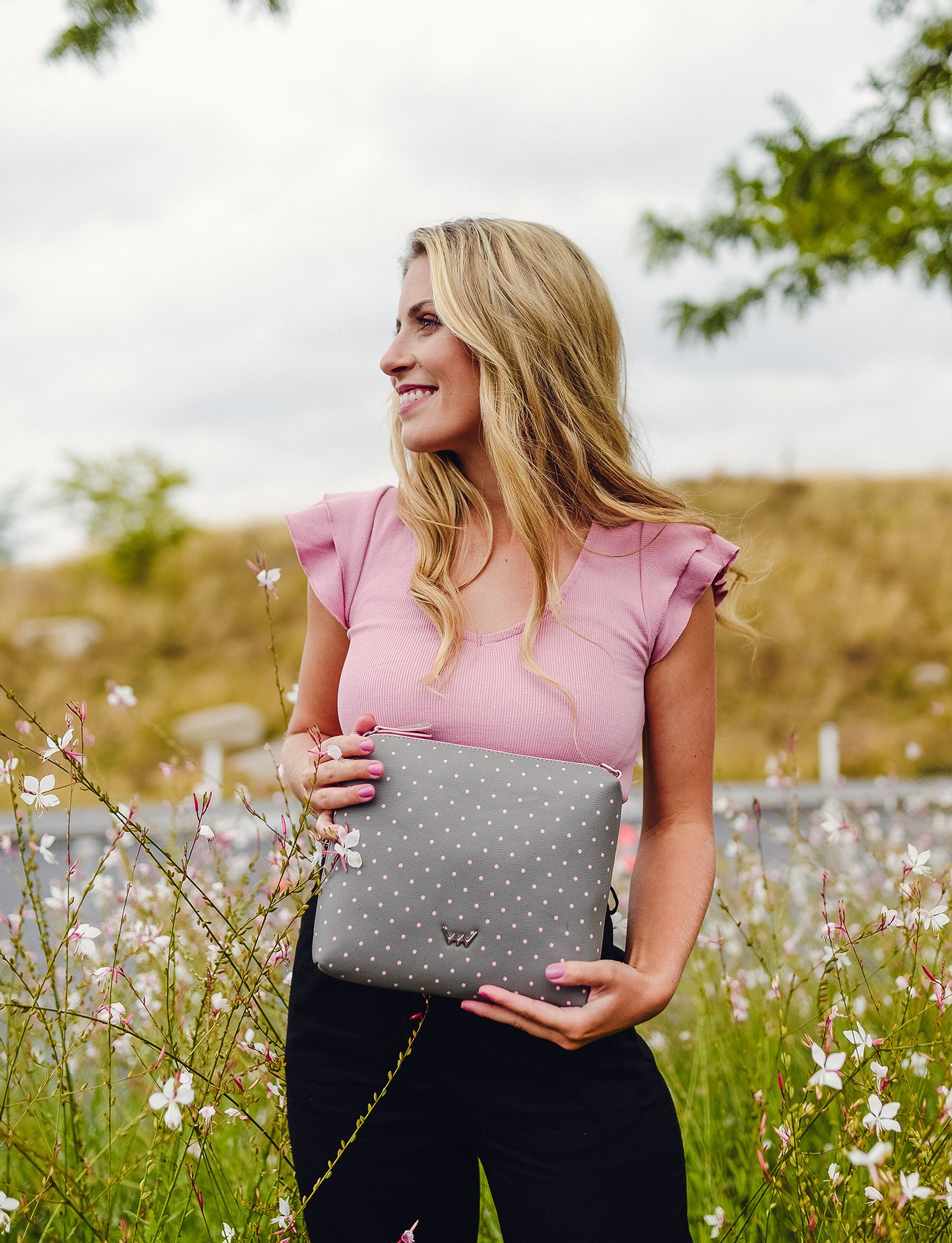 Coalie Dotty Grey