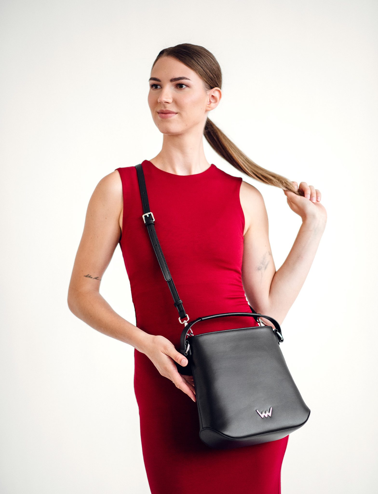 VUCH Anerien Black Handbag